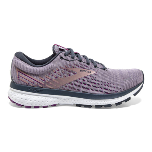 Women's Brooks Ghost 13, Lavender/Ombre/Metallic, 6.5 B Medium
