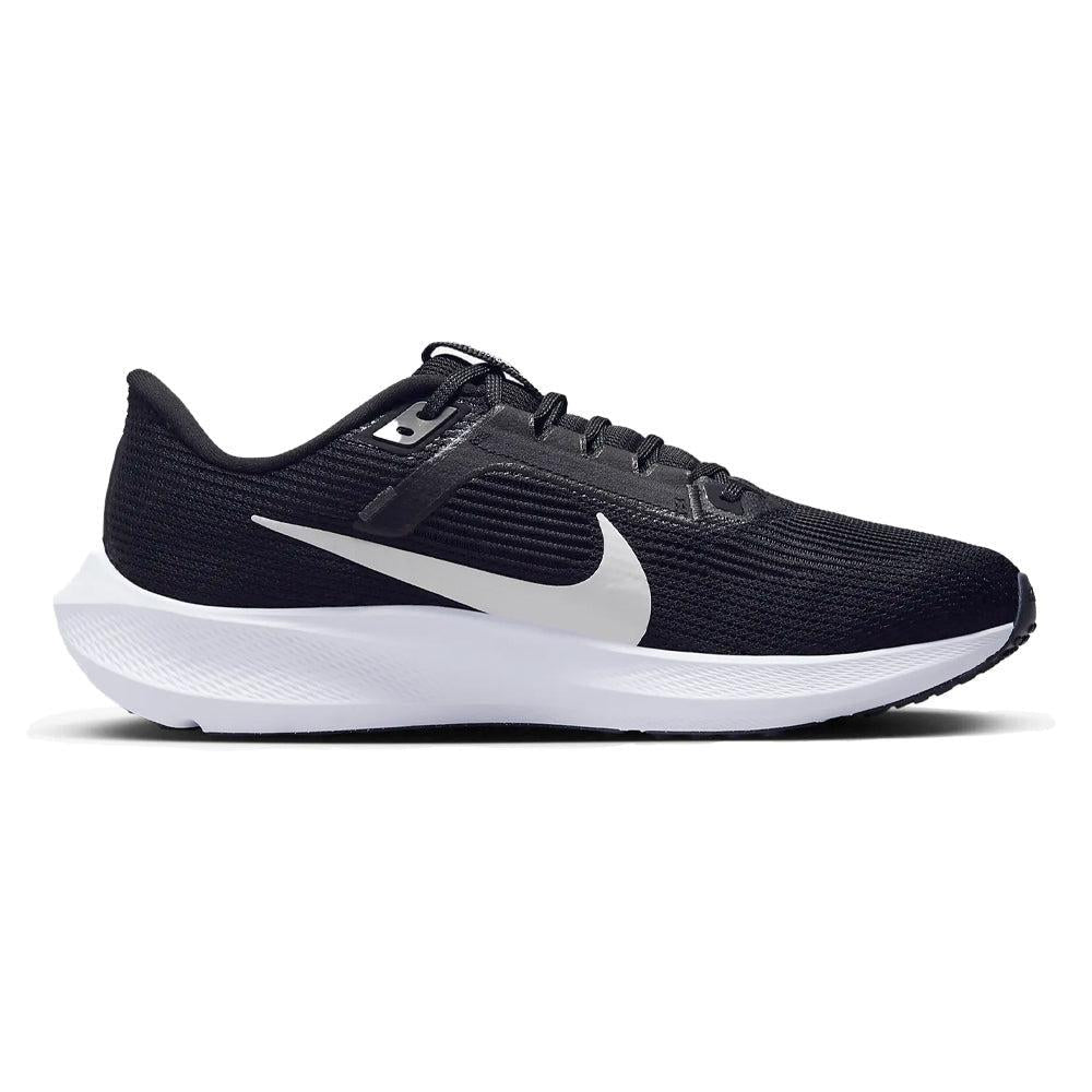 Women's Nike Pegasus 40, Black/White-Iron Grey, 7.5 B Medium