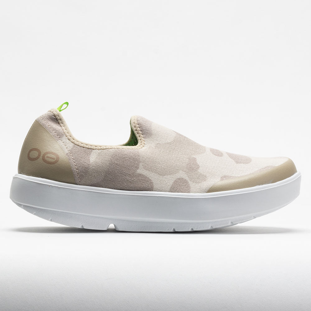 OOFOS OOmg eeZee Limited Women's  Tan Camo